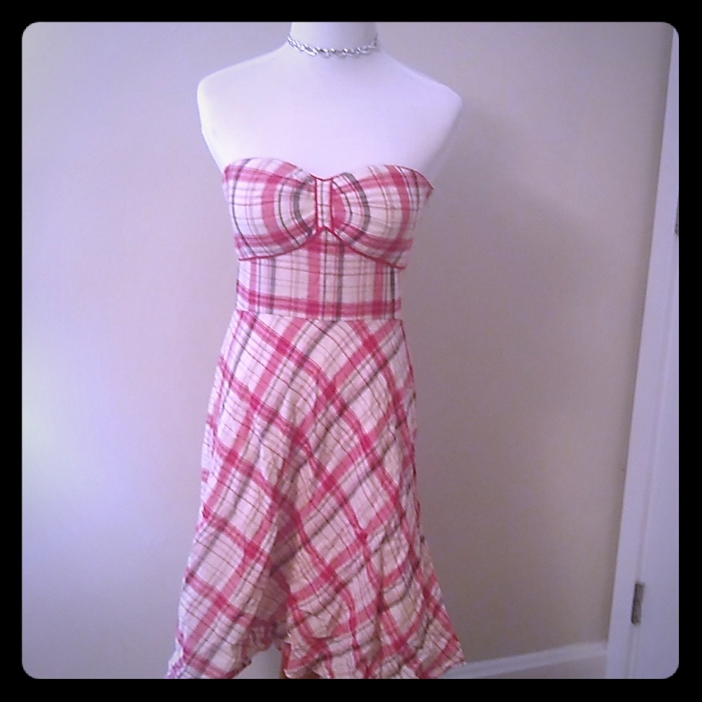 Strapless, cut-out plaid dress
